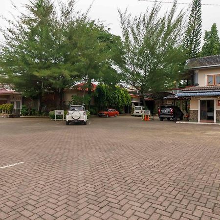 Reddoorz Plus @ Setiabudi Medan 4 Sunggal Εξωτερικό φωτογραφία