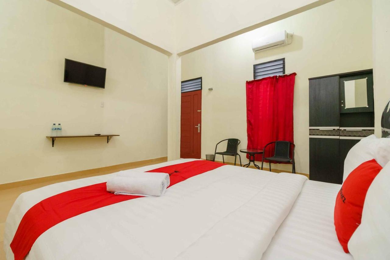 Reddoorz Plus @ Setiabudi Medan 4 Sunggal Εξωτερικό φωτογραφία