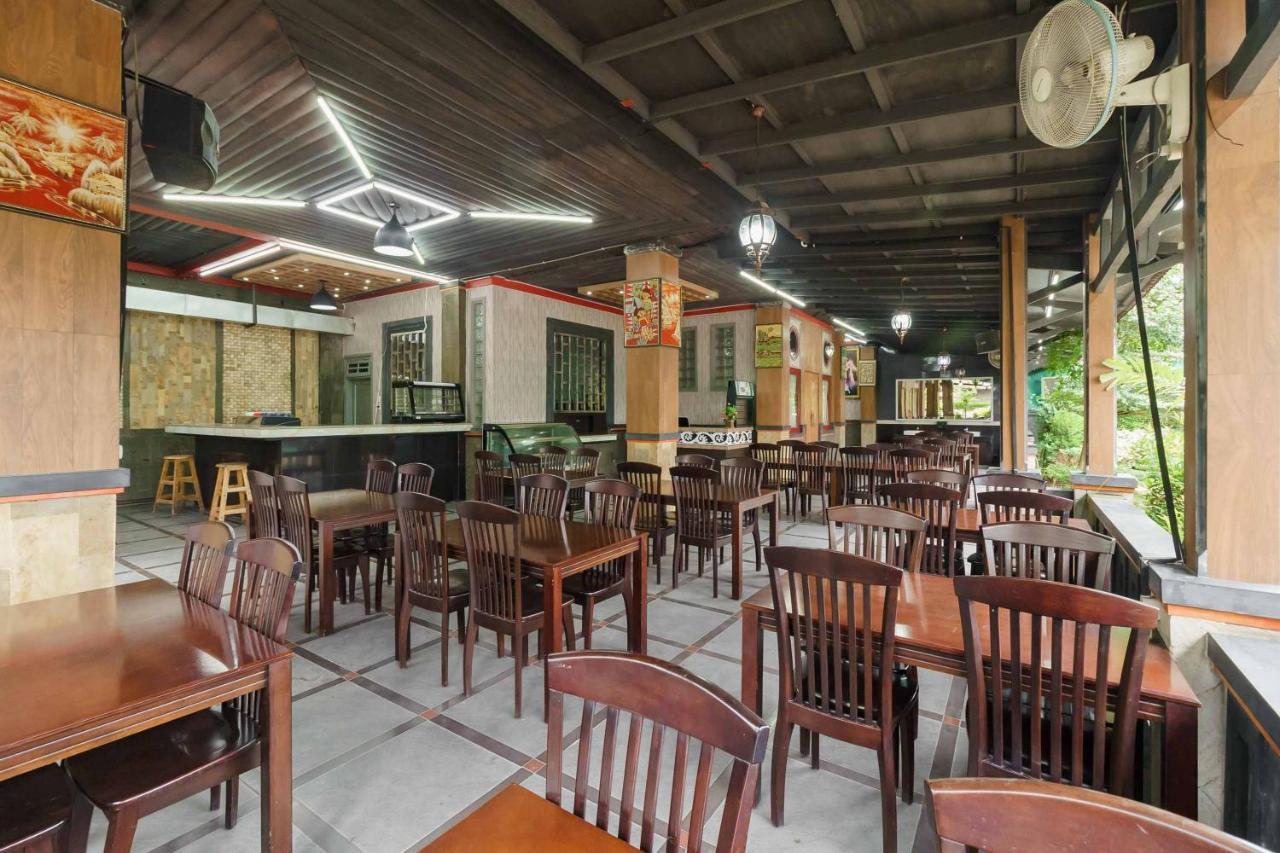 Reddoorz Plus @ Setiabudi Medan 4 Sunggal Εξωτερικό φωτογραφία